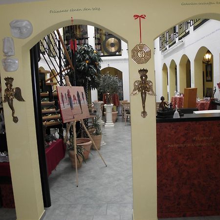Felixanum Hotel & Galerie Isernhagen Εξωτερικό φωτογραφία