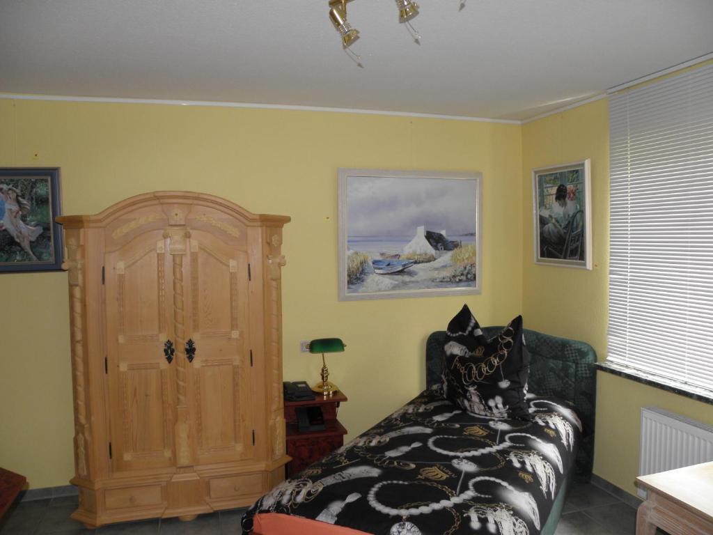 Felixanum Hotel & Galerie Isernhagen Δωμάτιο φωτογραφία